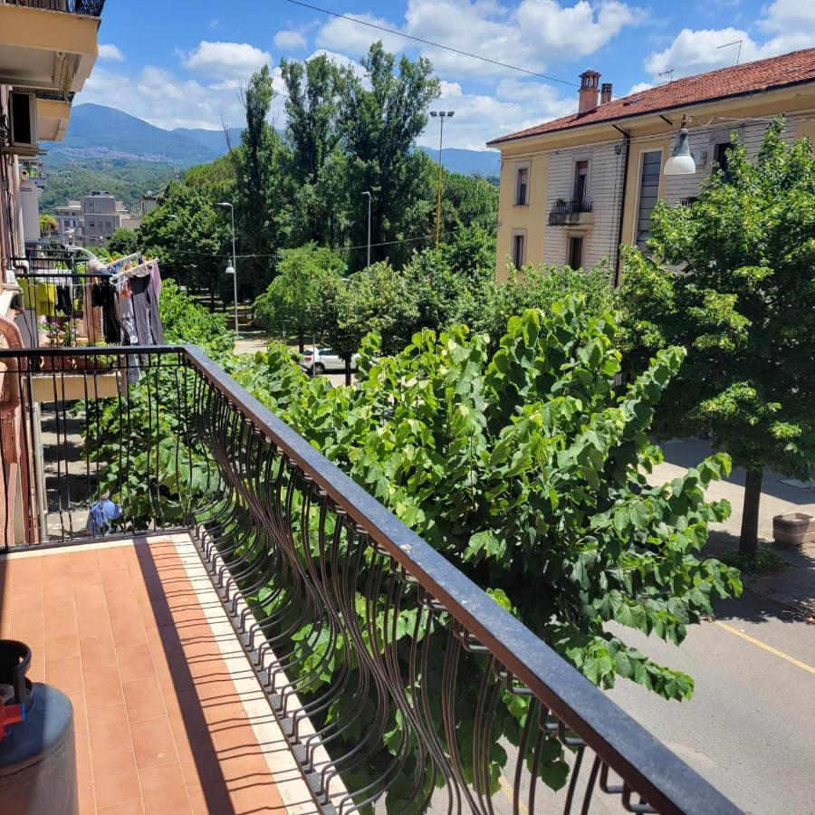 B&B Dei Sogni In Centro, Con Facilita Di Parcheggio โกเซนซา ภายนอก รูปภาพ