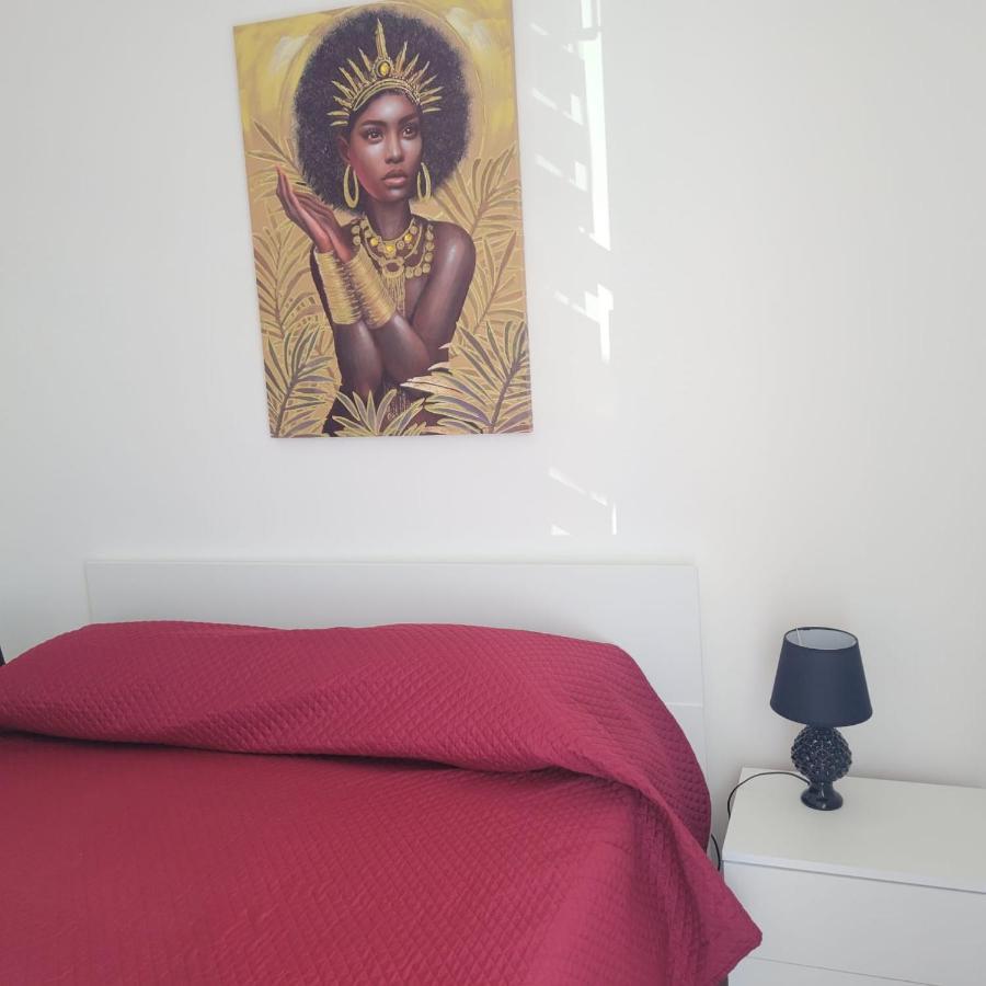 B&B Dei Sogni In Centro, Con Facilita Di Parcheggio โกเซนซา ภายนอก รูปภาพ